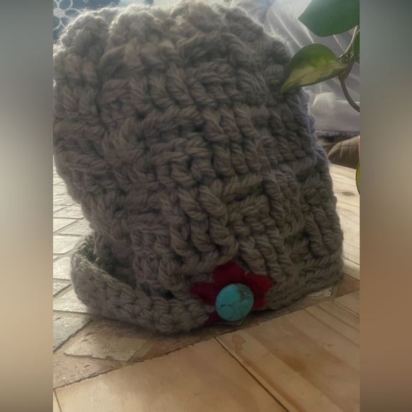 BOHO Knit Ponytail Hat - Picture 2 of 8